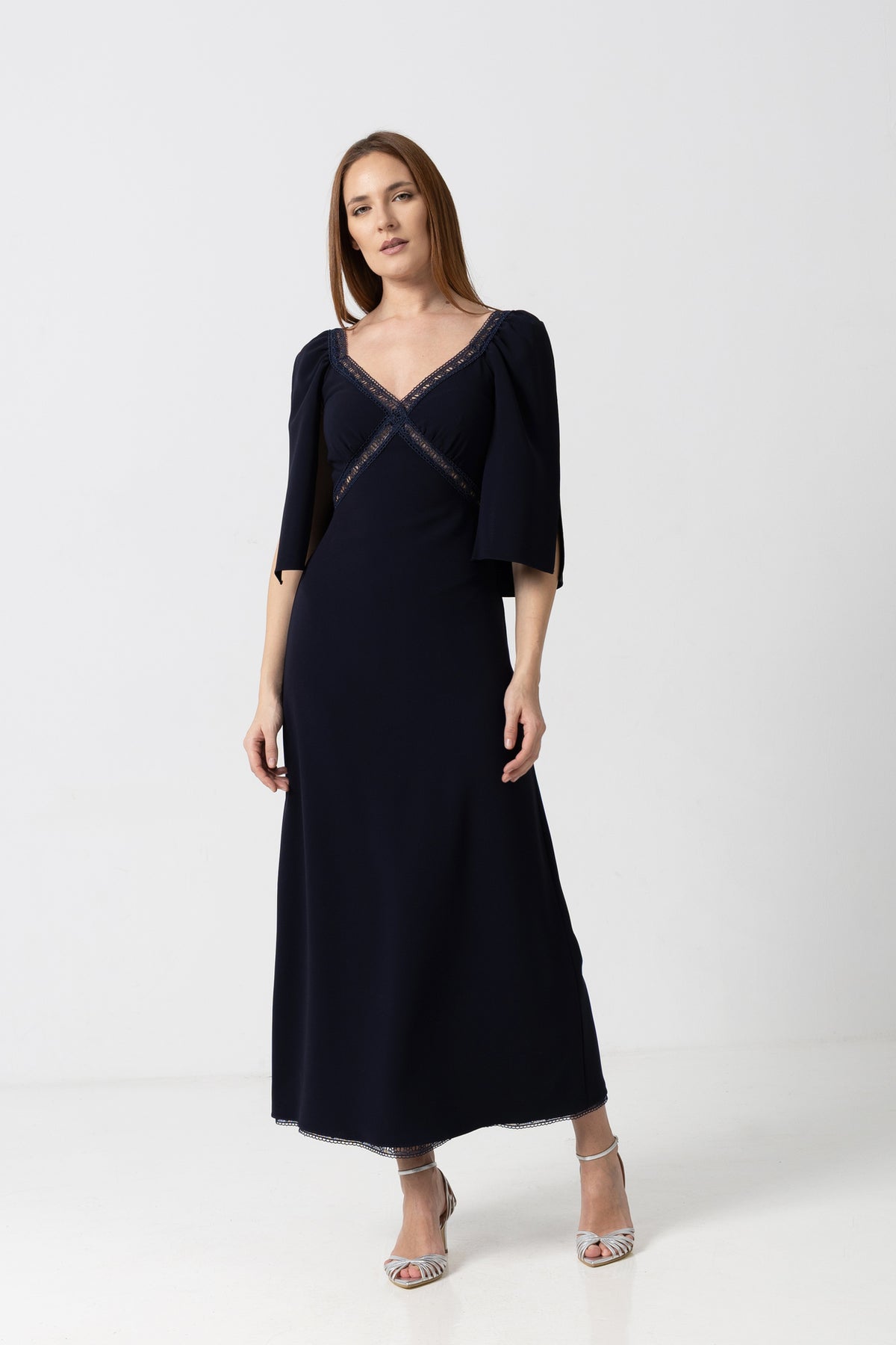 Dusty pink midi dress with cut-out shoulders