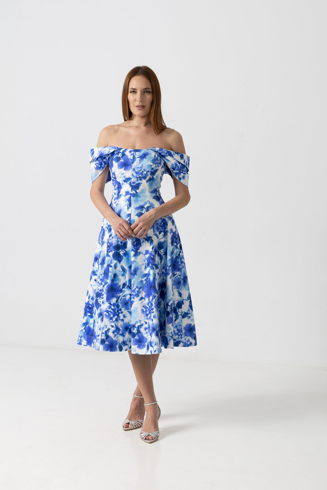 Load image into Gallery viewer, Dusty pink midi dress with cut-out shoulders