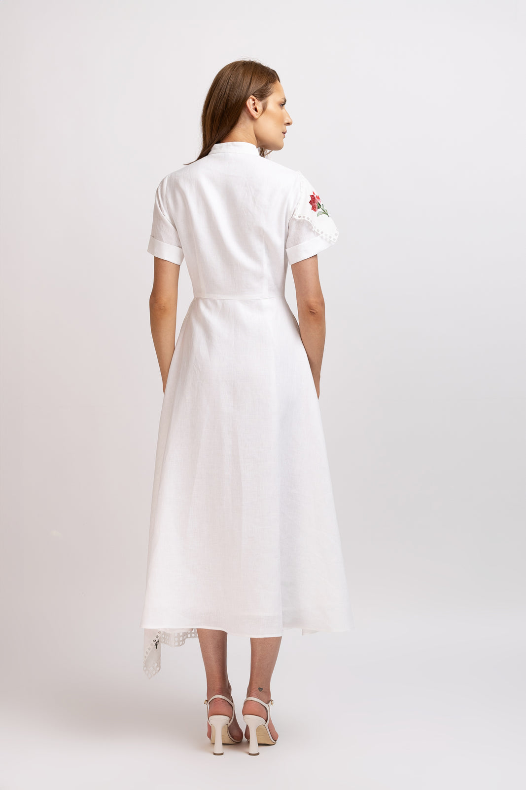 Load image into Gallery viewer, White cotton shirt dress with broken embroidery and belt at the waist