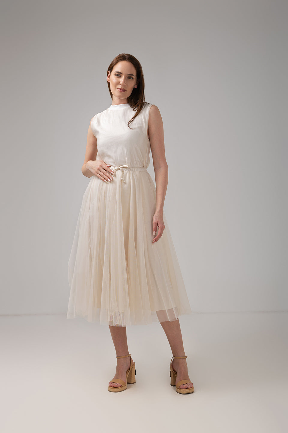 Load image into Gallery viewer, Yellow midi pleated skirt with elastic band
