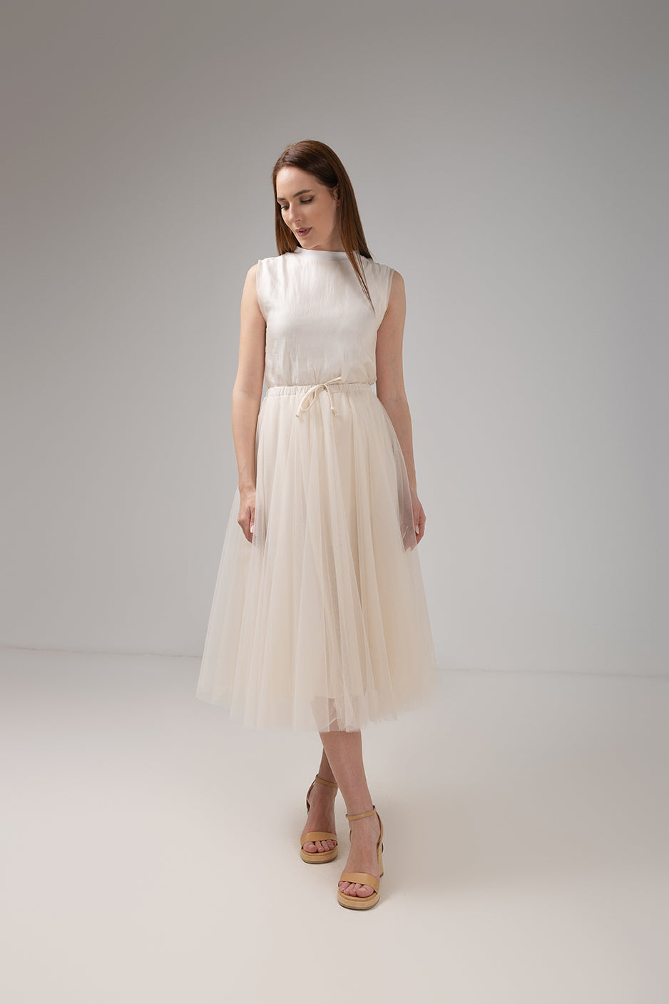 Load image into Gallery viewer, Yellow midi pleated skirt with elastic band