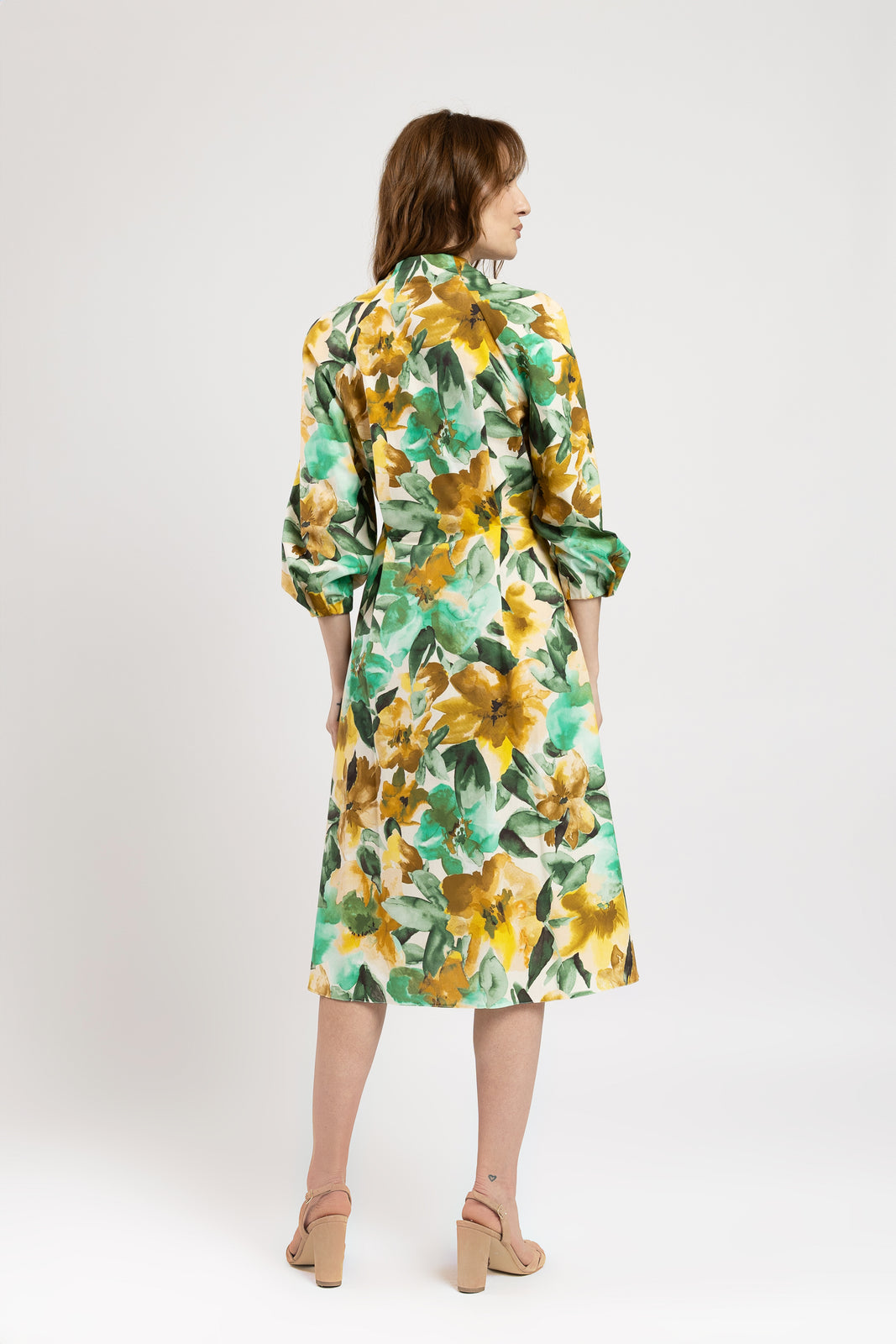 Incarca imaginea in galerie, Rochie camasa tip tunica cu imprimeu floral si maneci bufante