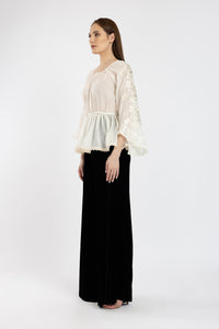 Ivory merino blouse with floral embroidery