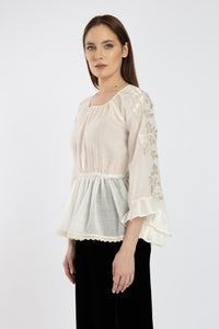 Ivory merino blouse with floral embroidery