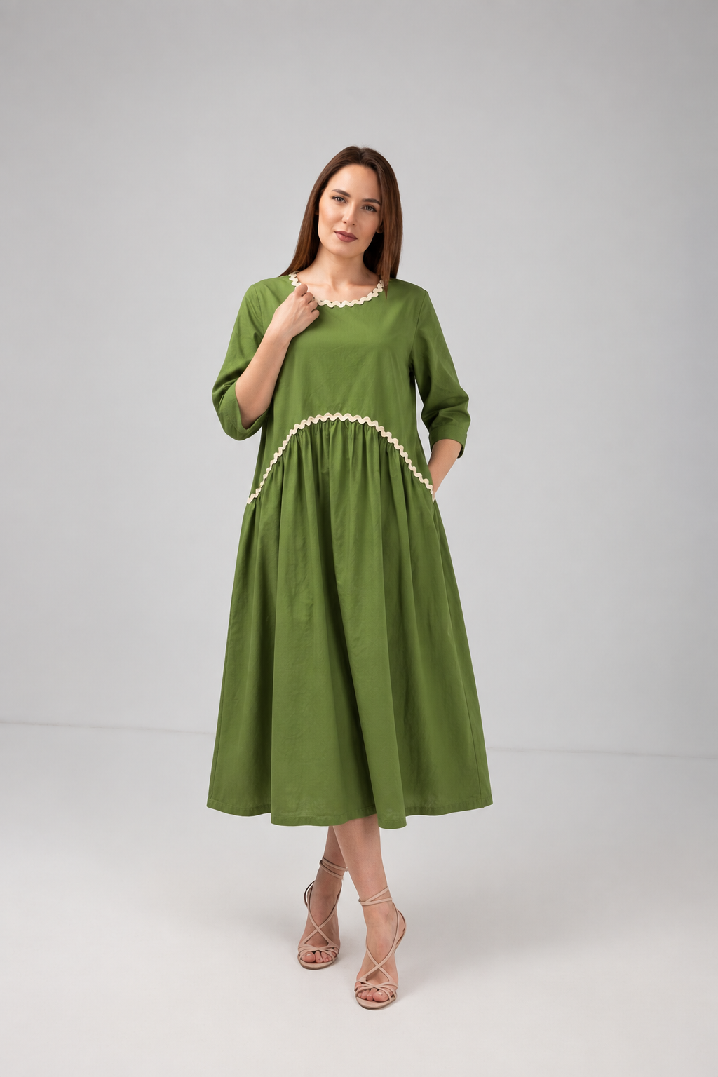 Load image into Gallery viewer, Rochie Midi Verde Olive cu Macramé Contrast