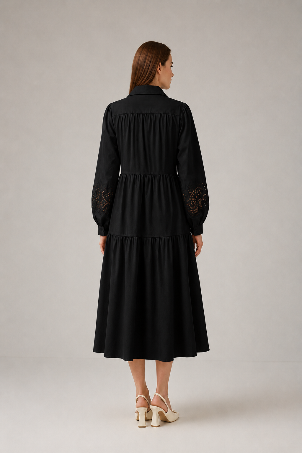 Load image into Gallery viewer, Dark green cotton shirt dress with macrame applications