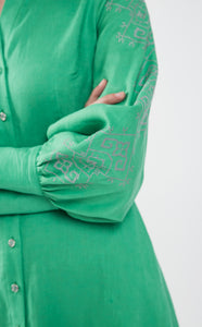 Rochie lunga din in verde smarald cu broderie computerizata