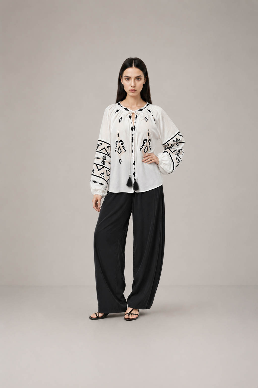 Load image into Gallery viewer, The blouse is made of viscose