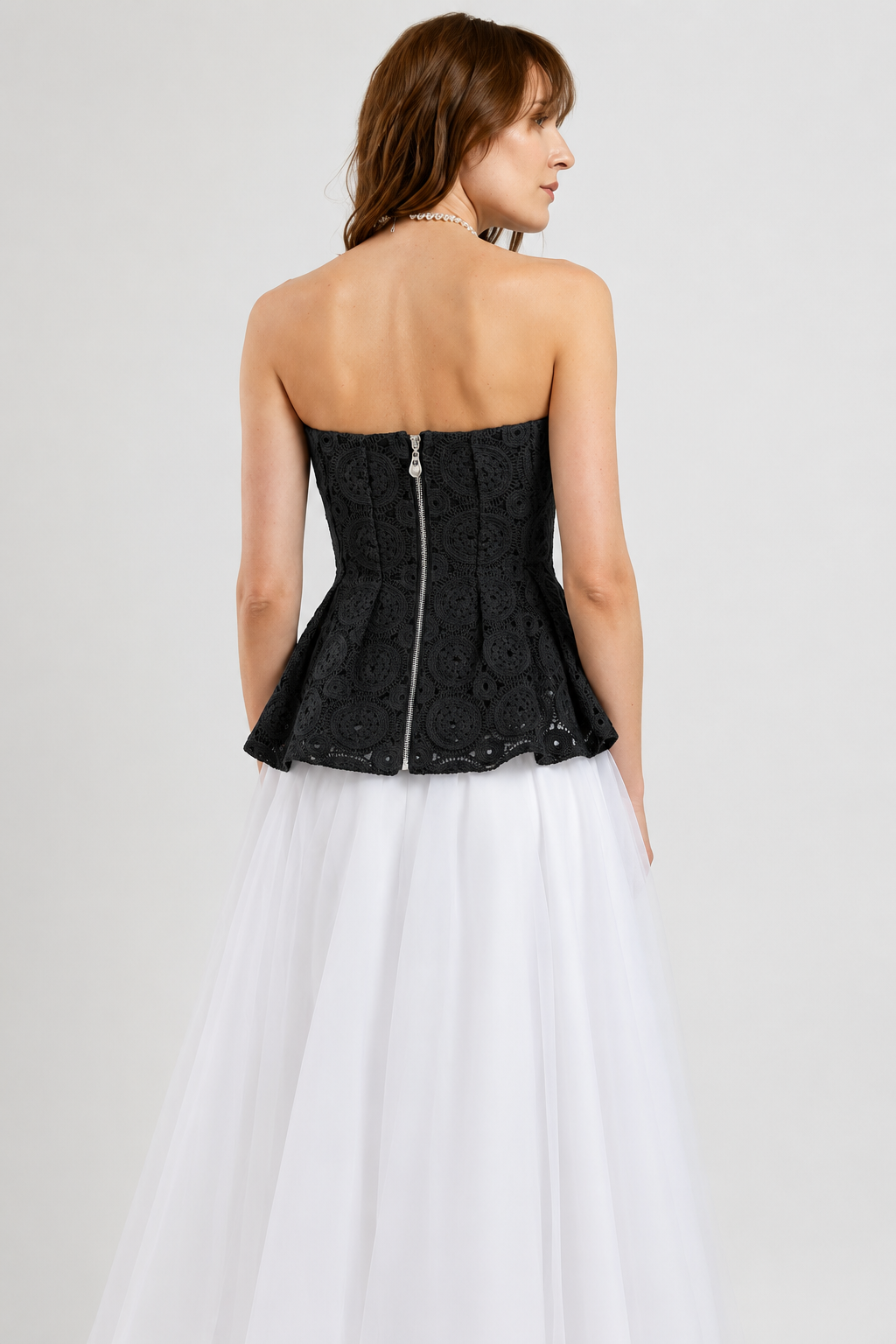 Incarca imaginea in galerie, Corset Negru din Broderie cu Croială Peplum