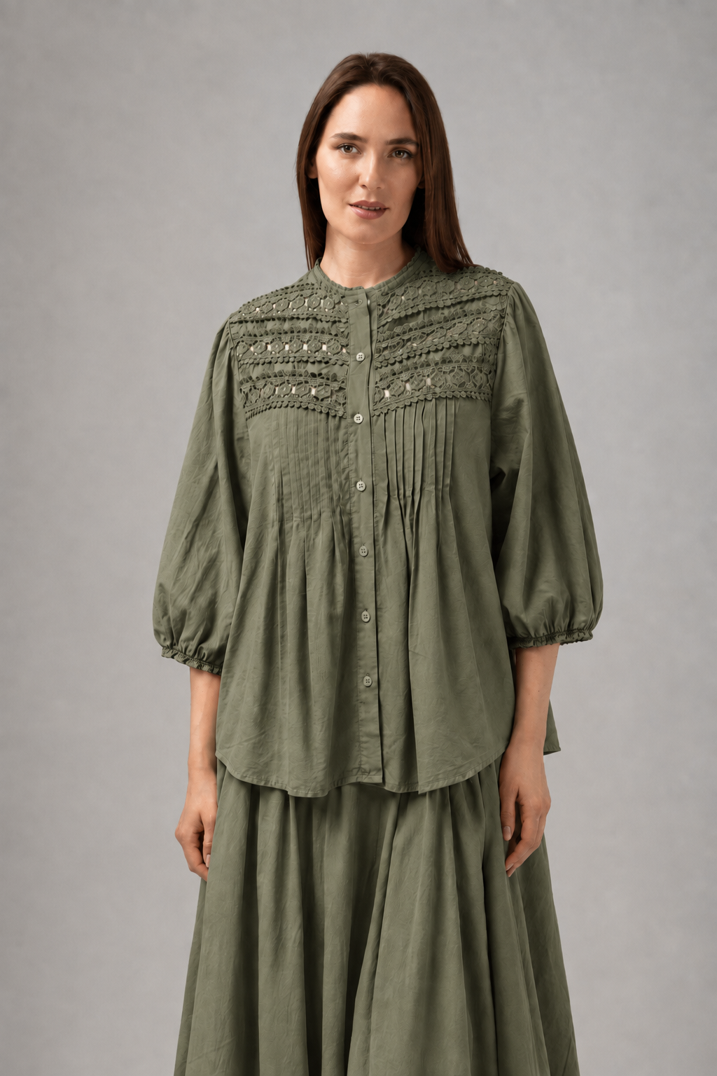 Incarca imaginea in galerie, Bluză Oversized din Bumbac cu Broderie – Verde Olive