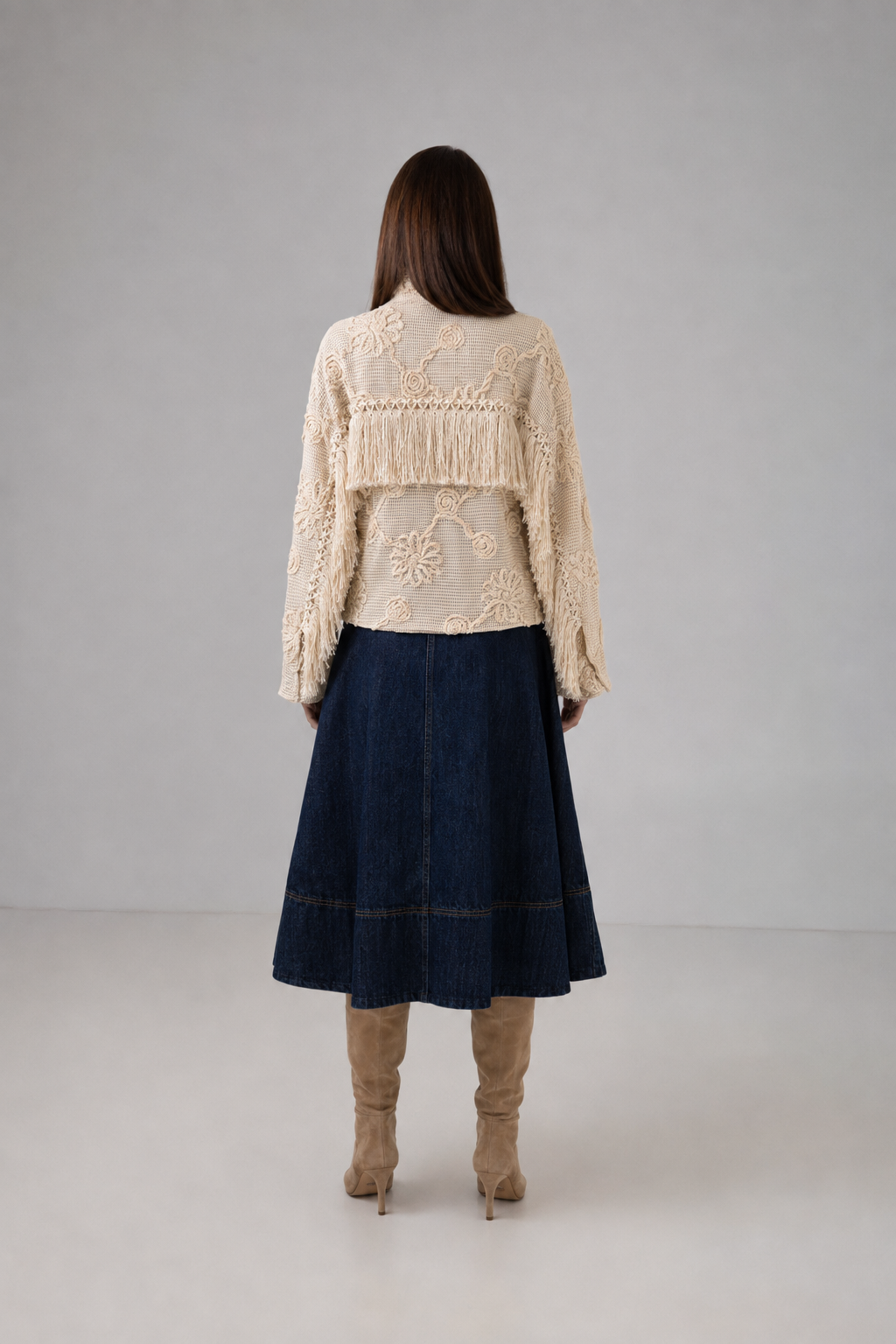 Load image into Gallery viewer, Dark green cotton shirt dress with macrame applications