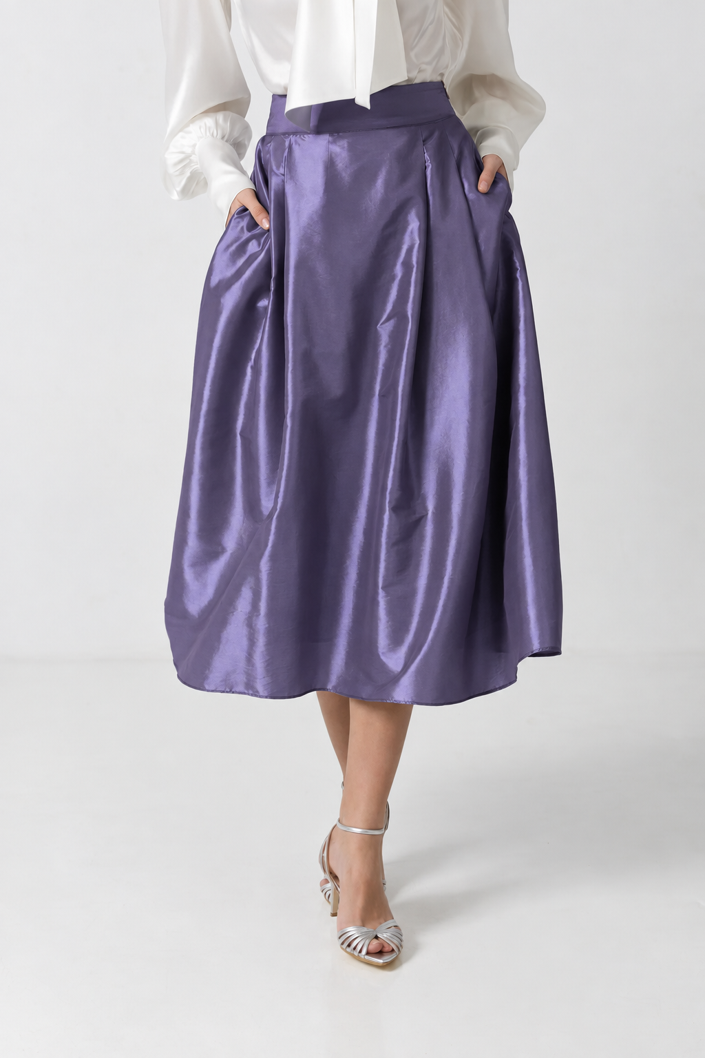 Load image into Gallery viewer, Midi white taffeta skirt