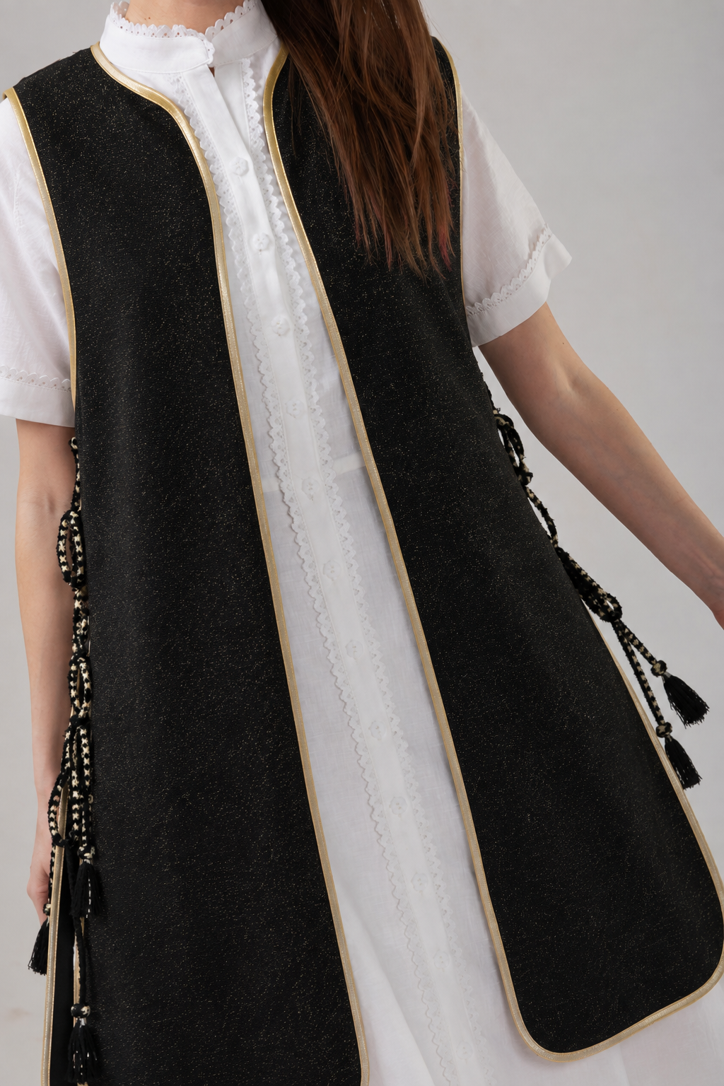 Load image into Gallery viewer, Ecru wool midi jacket with "Tree of Life" embroidery