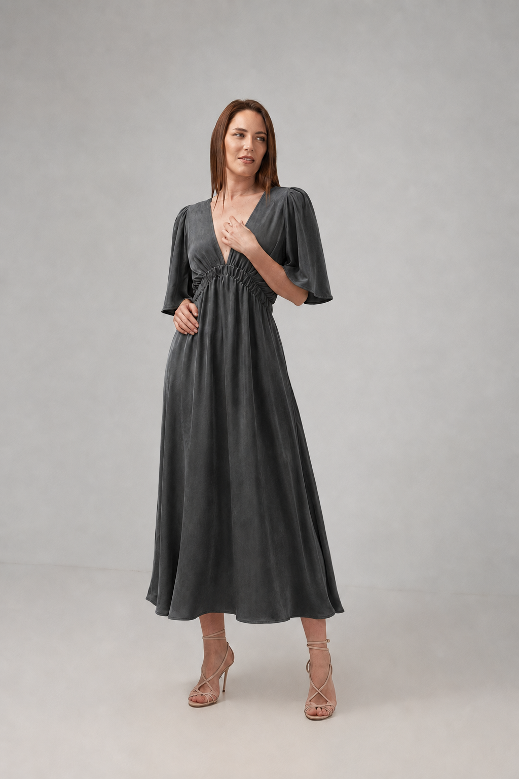 Load image into Gallery viewer, Midi dress in printed viscose and macrame appliqué