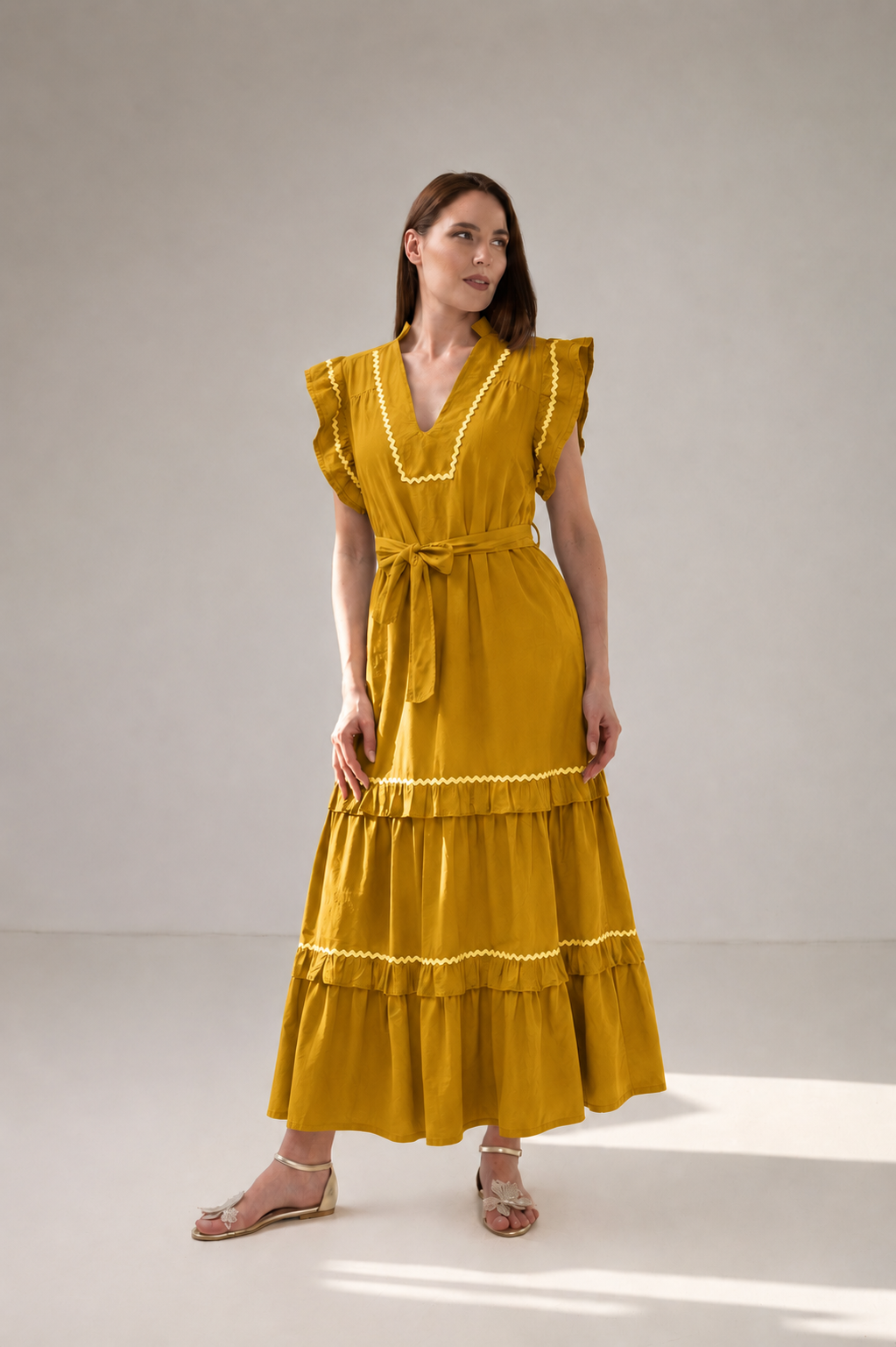 Incarca imaginea in galerie, Rochie Maxi Muștar cu Volane, Cordon în Talie și Inserții Decorative