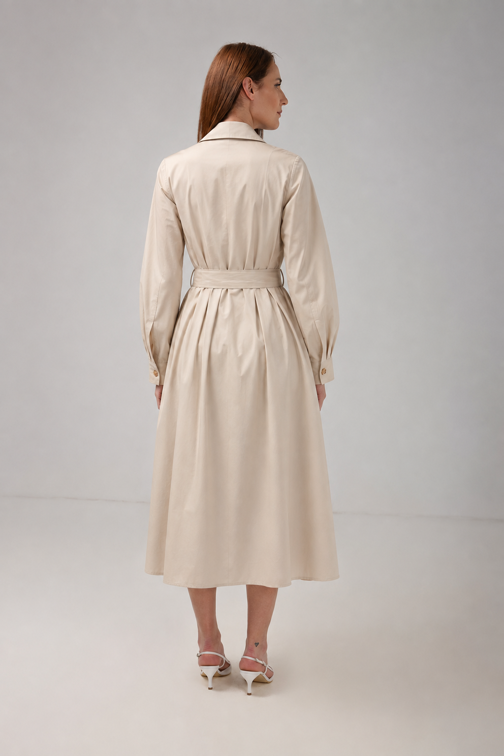 Load image into Gallery viewer, Dark green cotton shirt dress with macrame applications