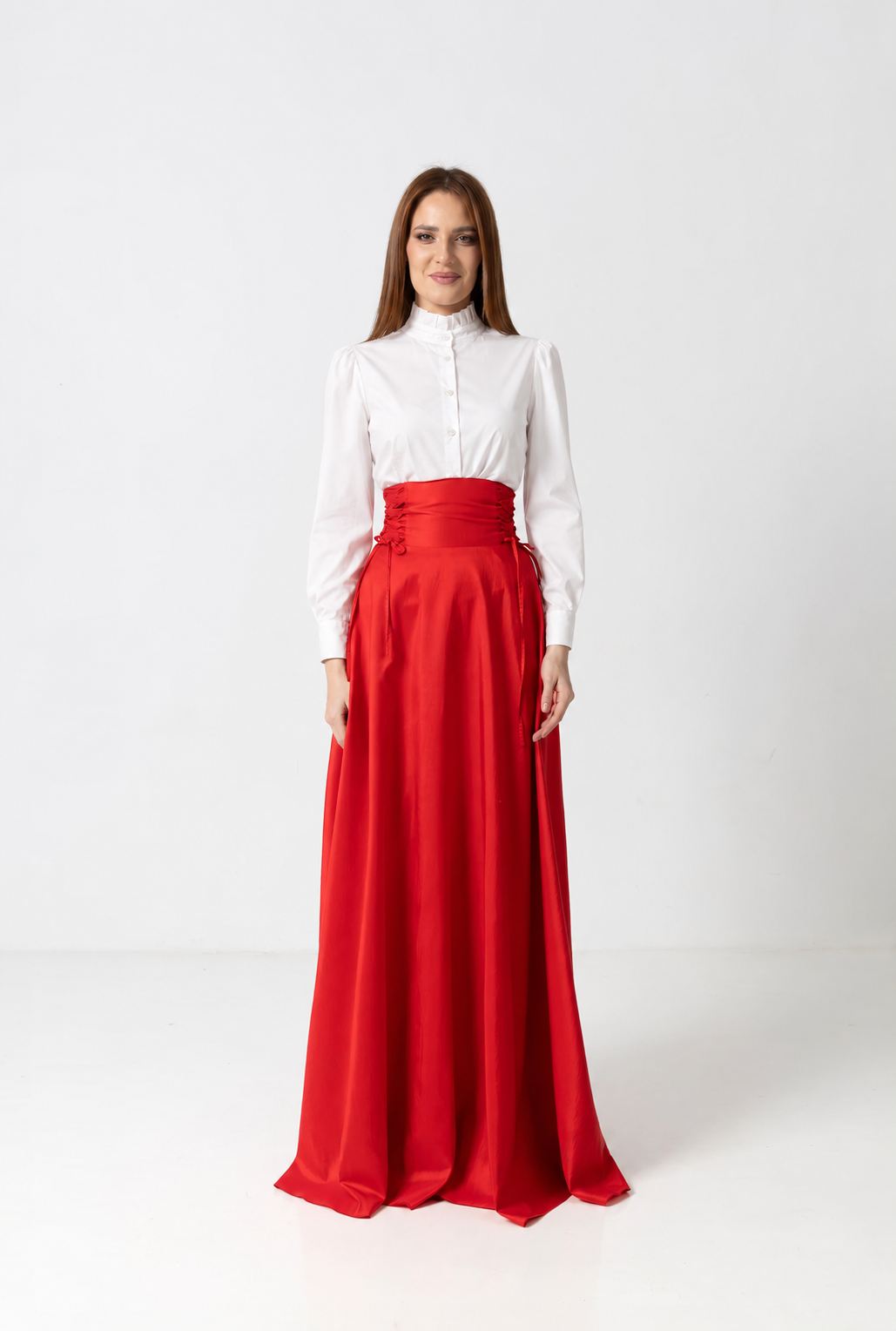 Load image into Gallery viewer, Maxi black taffeta skirt with high waist and side laces