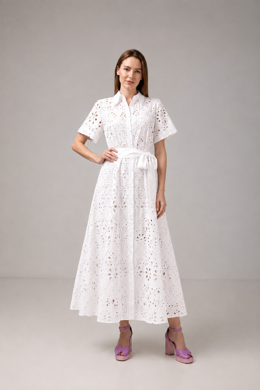 Incarca imaginea in galerie, Rochie Cămașă Lungă Albă cu Broderie Decupată