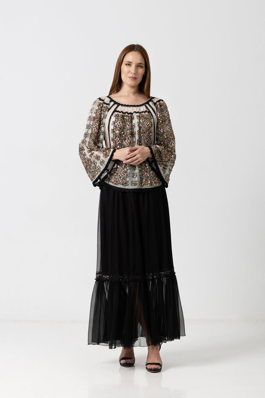 Incarca imaginea in galerie, Bluza tip ie cu margele cusute manual pe organza