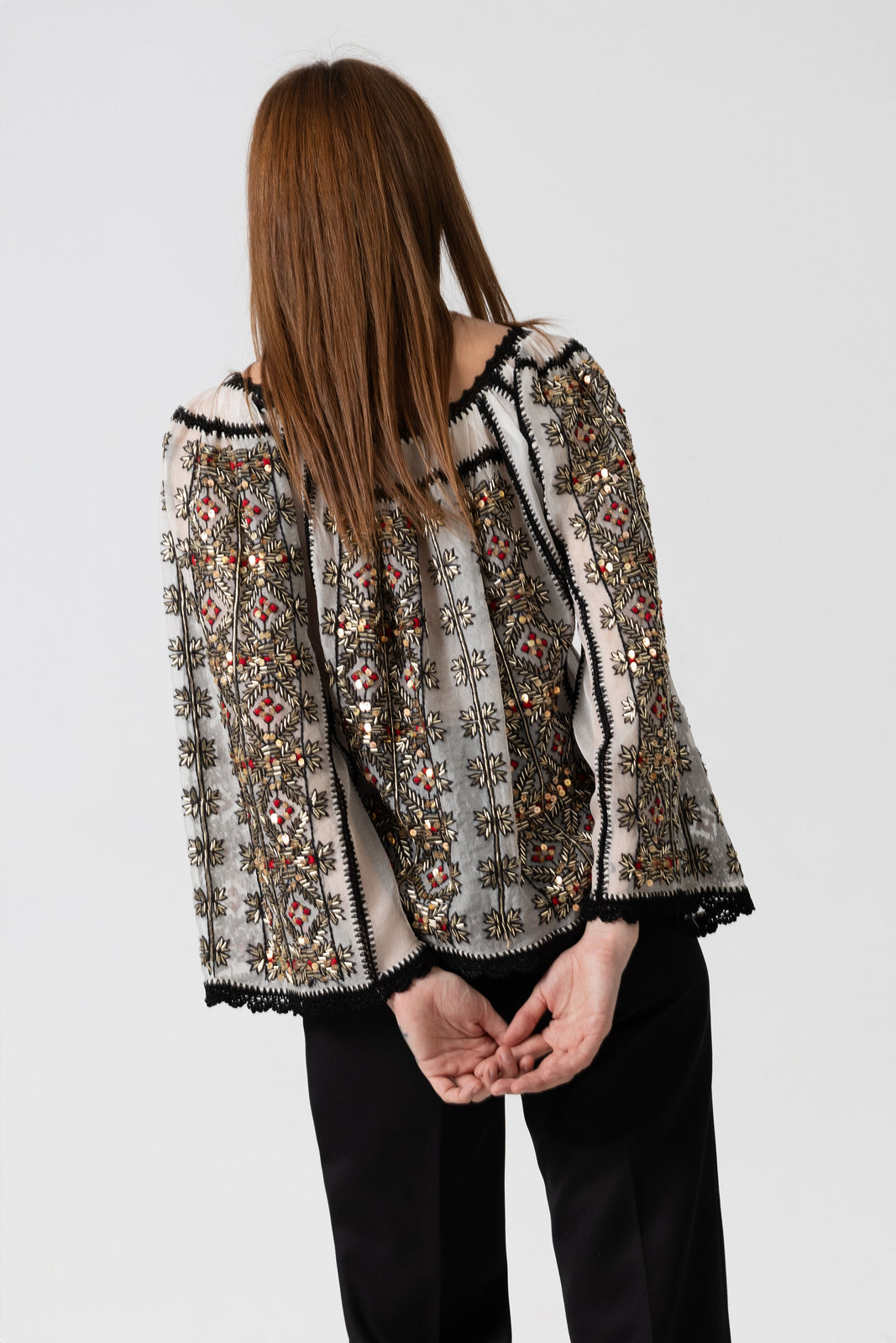 Incarca imaginea in galerie, Bluza tip ie cu margele cusute manual pe organza