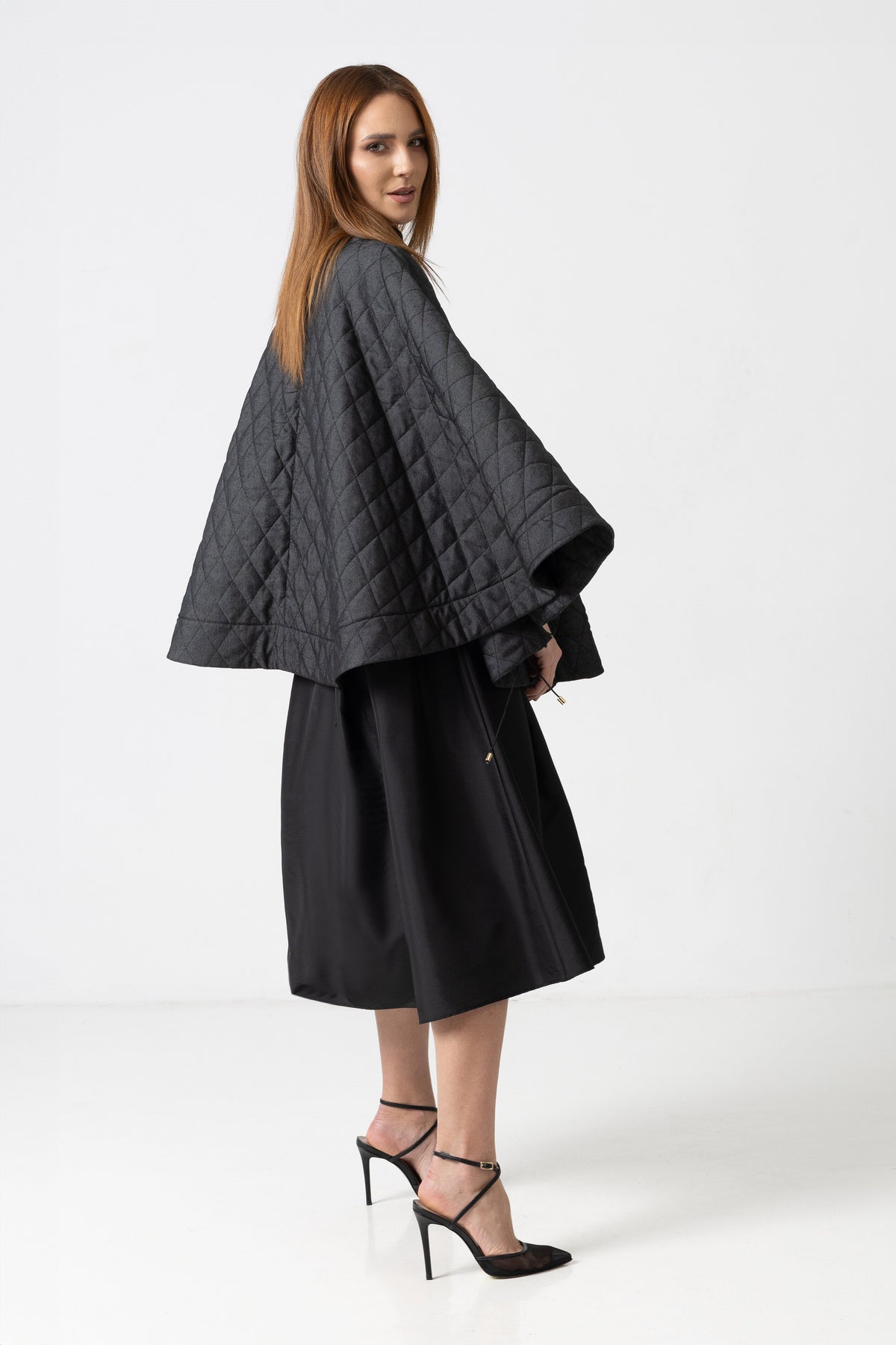 Short skirt woven in a warp
