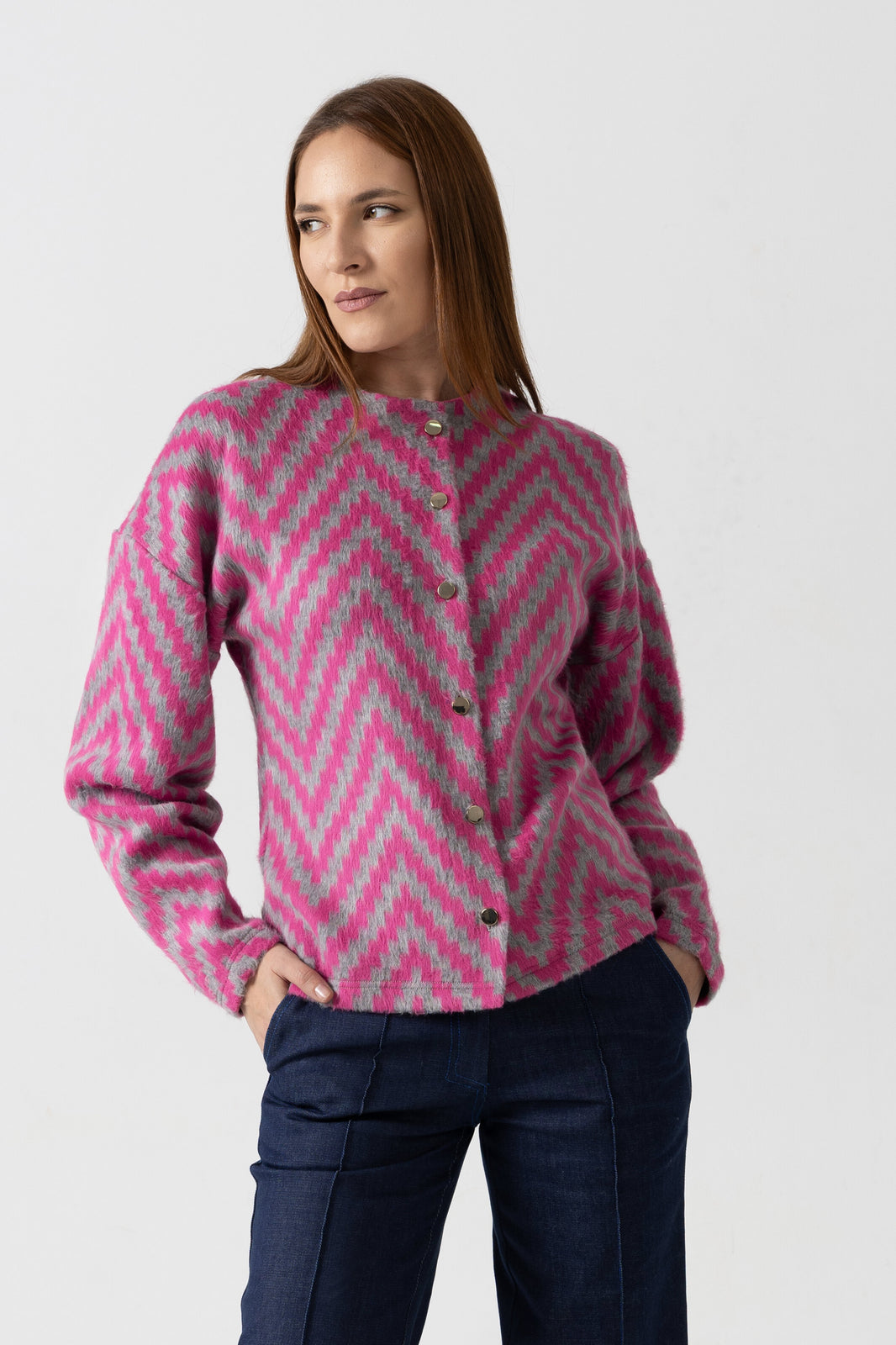 Incarca imaginea in galerie, Cardigan din stofă cu motive geometrice fucsia/gri