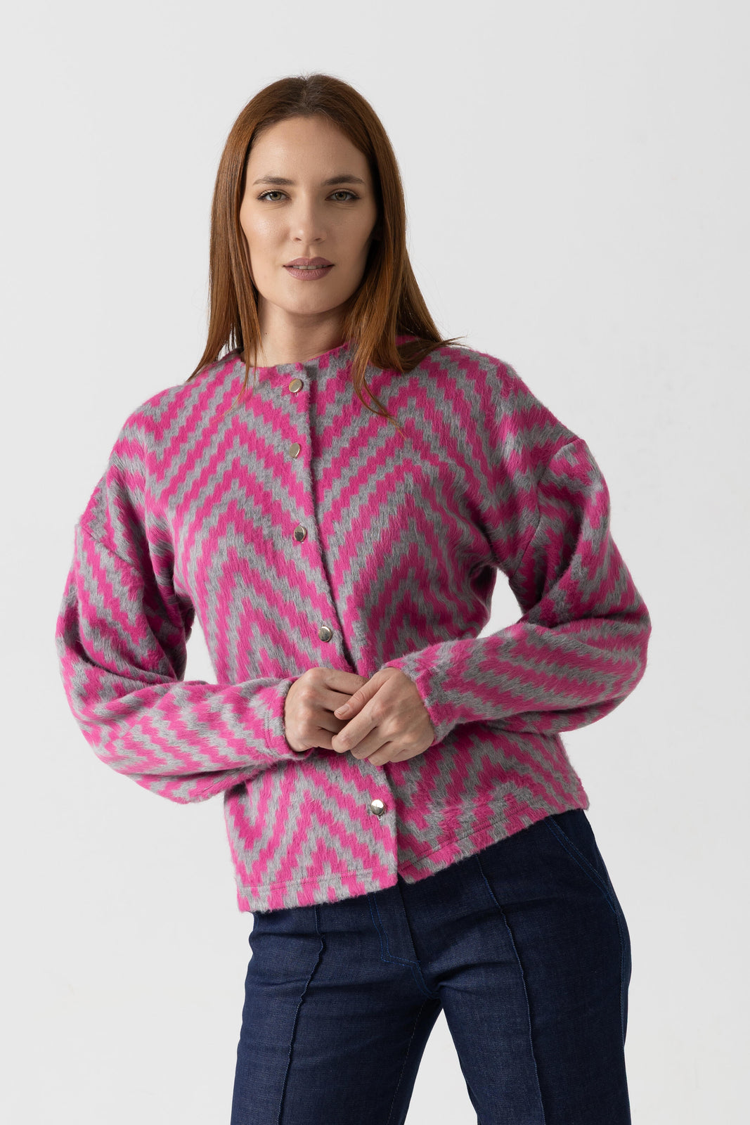 Incarca imaginea in galerie, Cardigan din stofă cu motive geometrice fucsia/gri