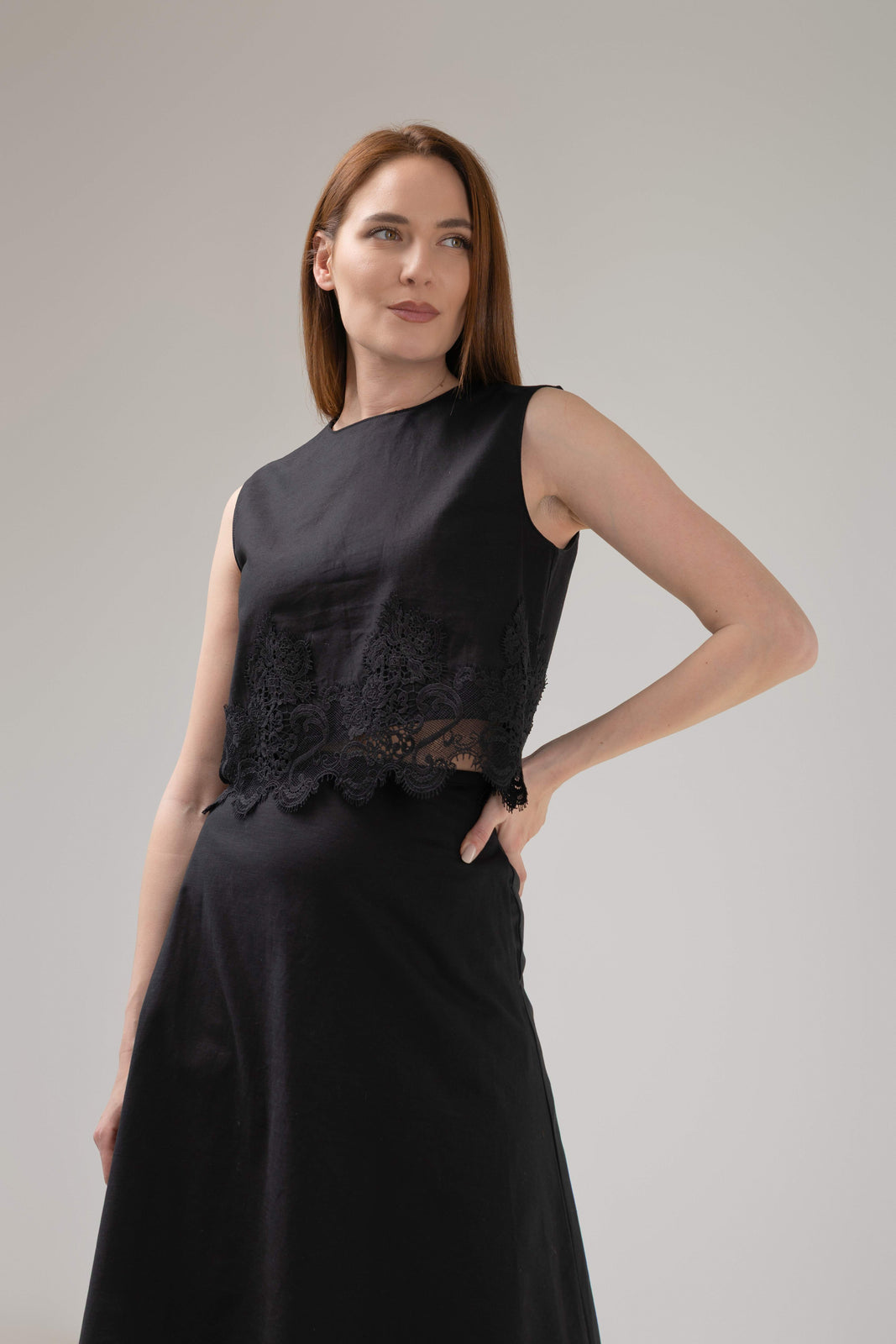 Incarca imaginea in galerie, Compleu premium negru cu dantelă couture și croială fluidă