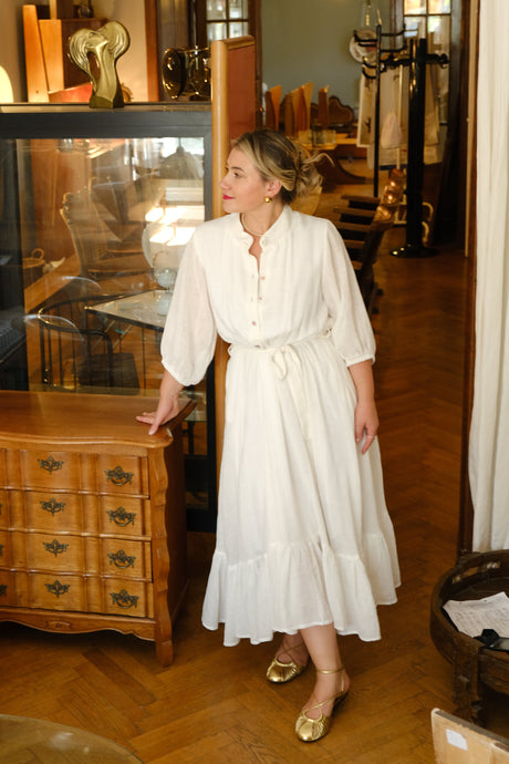 Organza shirt with ivory natural silk and floral embroidery