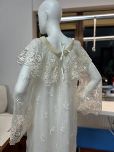 Rochie lunga din organza cu broderie Regina Maria