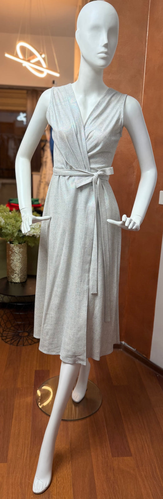 Load image into Gallery viewer, Rochie midi petrecuta din in cu irizatii multicolore