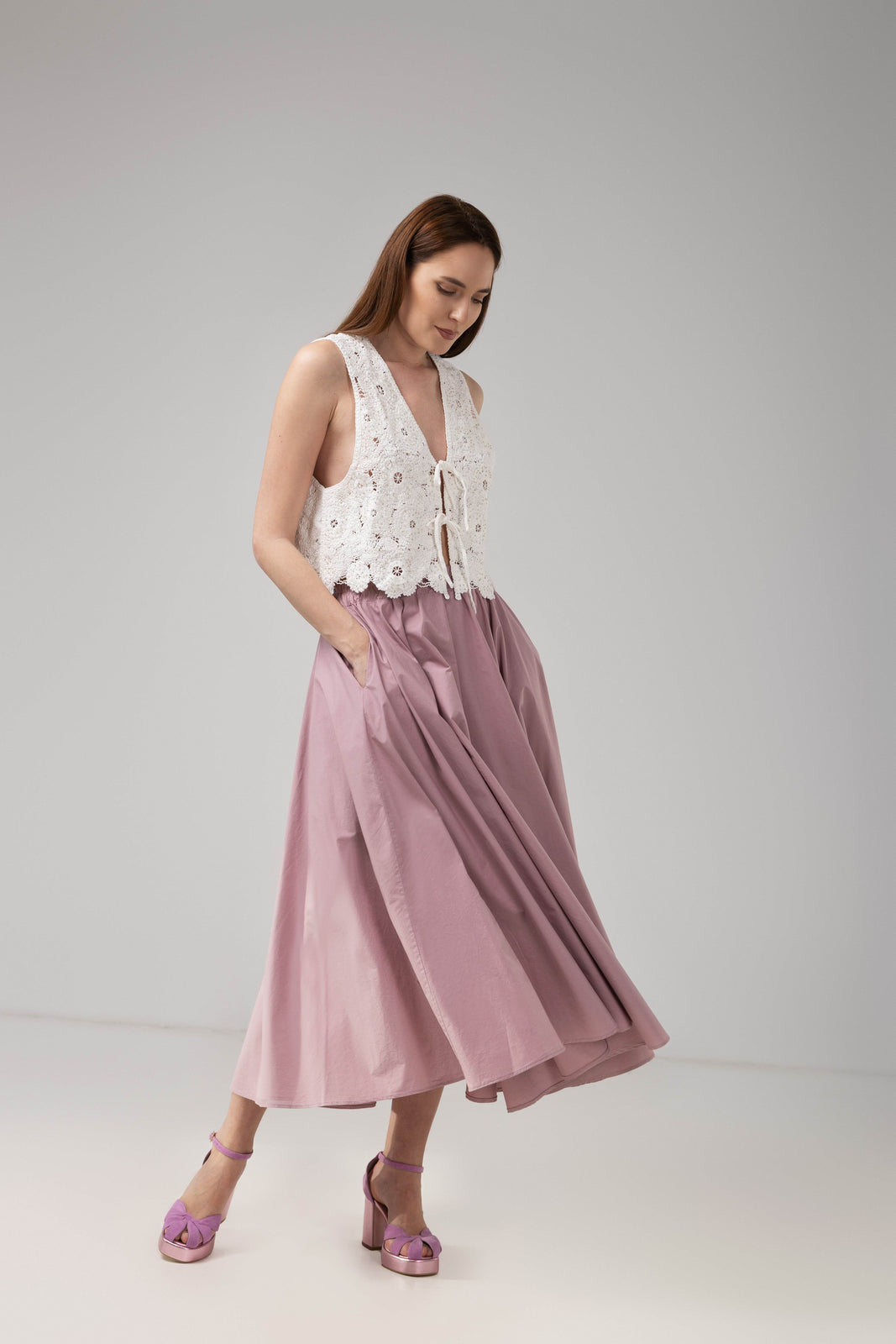 Load image into Gallery viewer, Yellow midi pleated skirt with elastic band