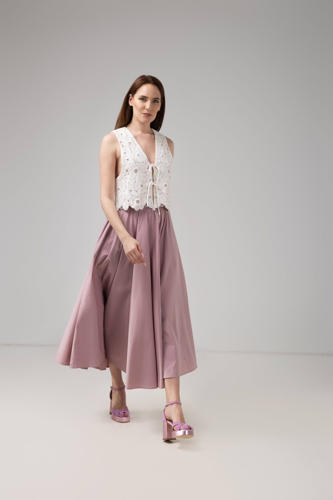 Load image into Gallery viewer, Yellow midi pleated skirt with elastic band