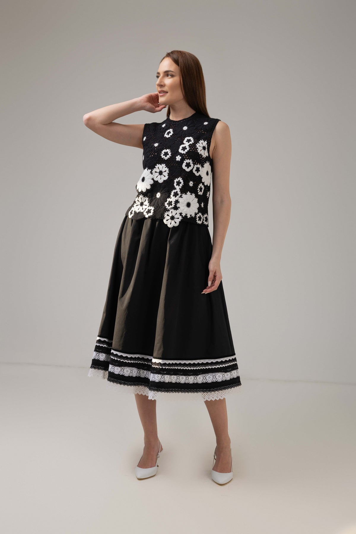 Yellow midi pleated skirt with elastic band