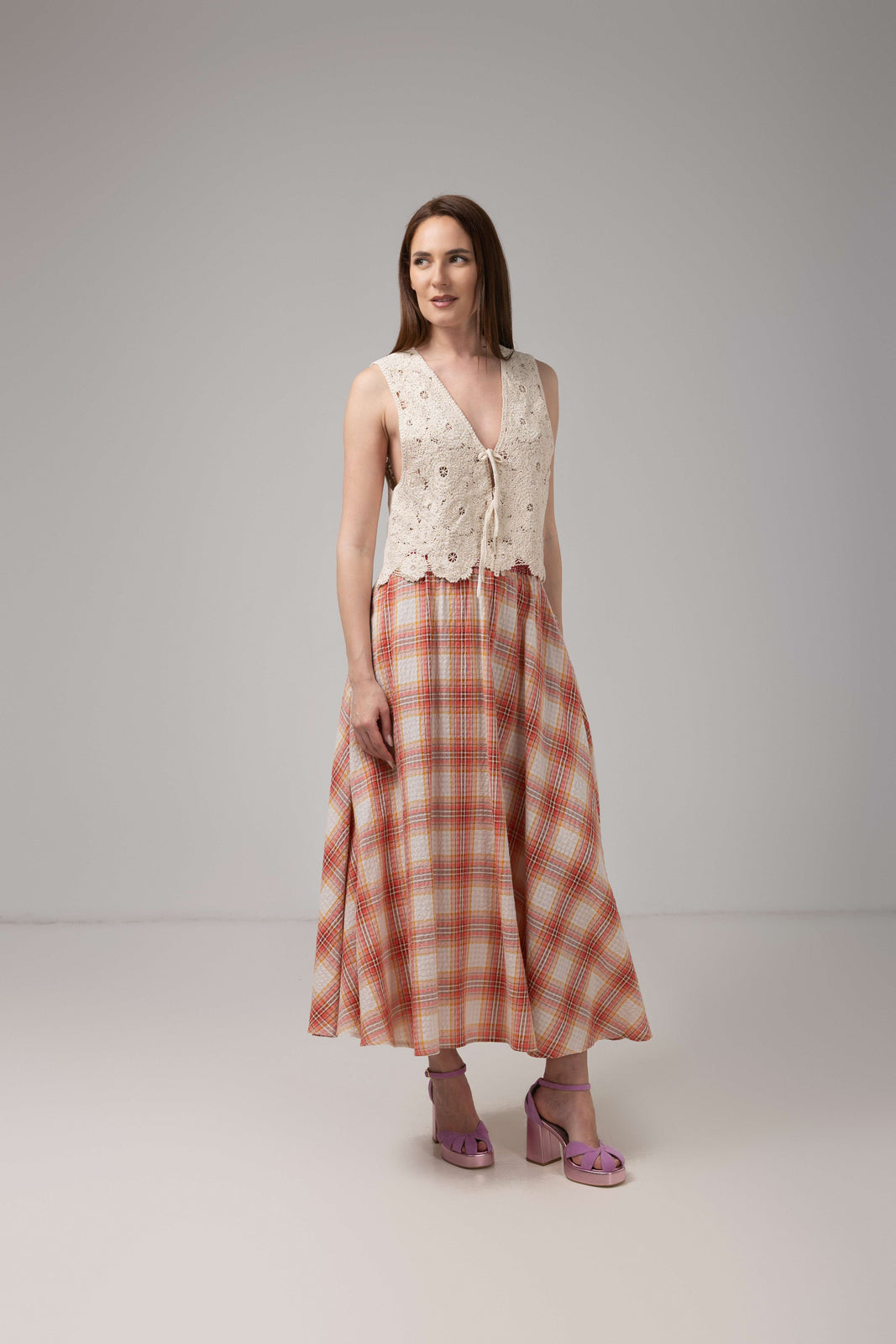 Load image into Gallery viewer, Yellow midi pleated skirt with elastic band