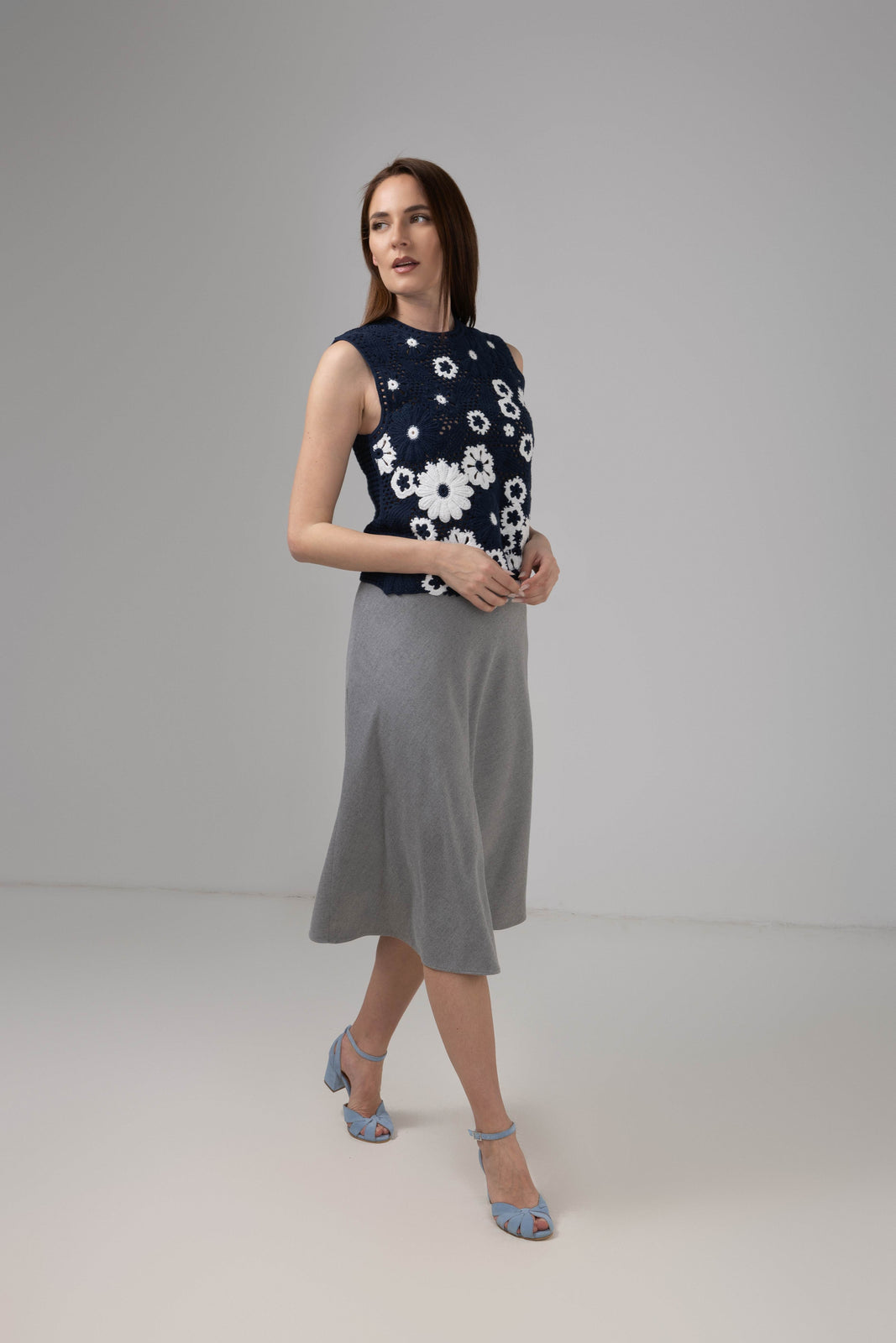 Load image into Gallery viewer, Yellow midi pleated skirt with elastic band