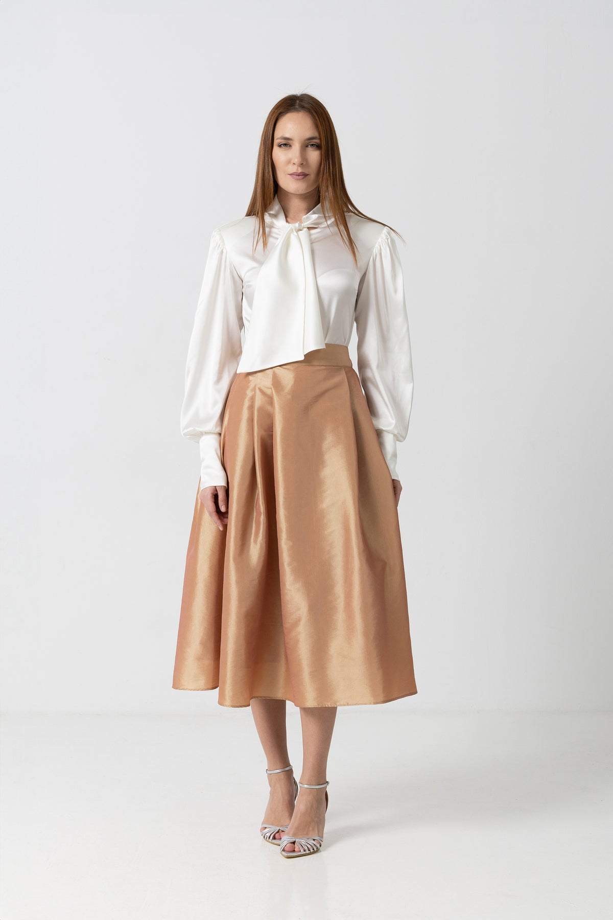 Midi white taffeta skirt