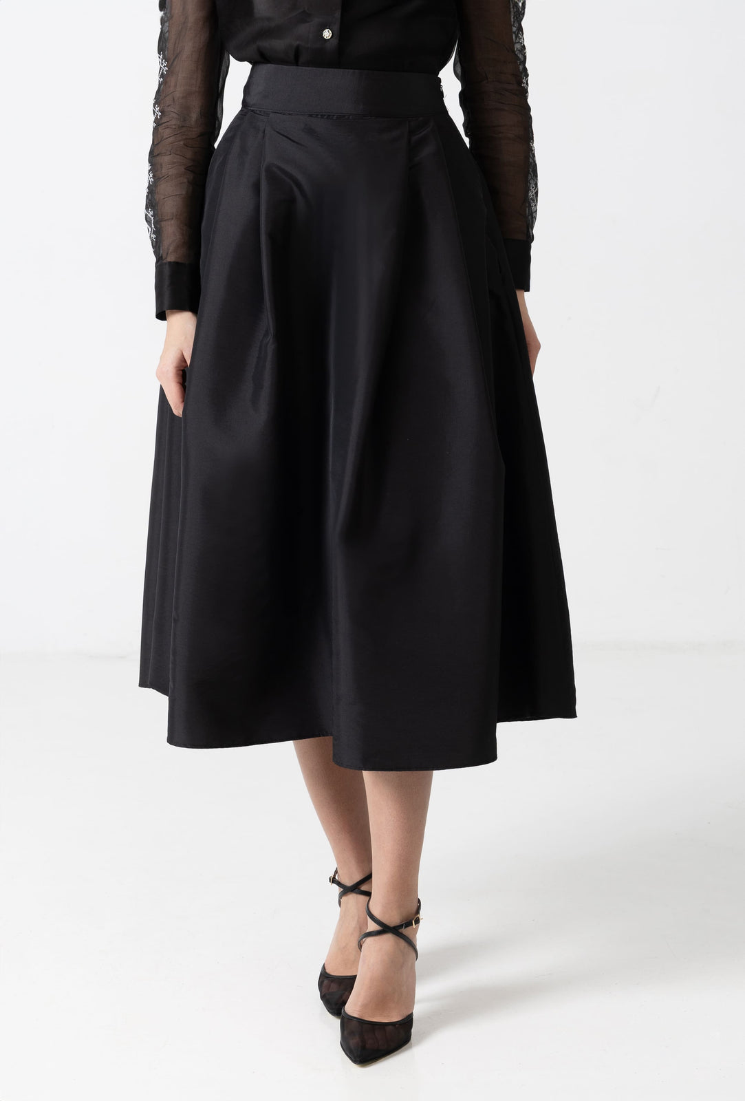 Load image into Gallery viewer, Midi white taffeta skirt