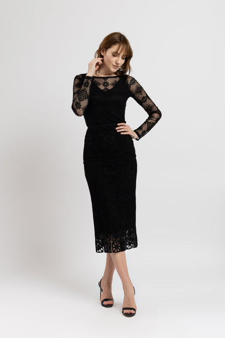 Fusta midi tip creion din macrame negru