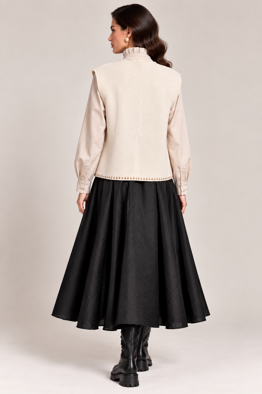 Load image into Gallery viewer, Ecru wool midi jacket with "Tree of Life" embroidery
