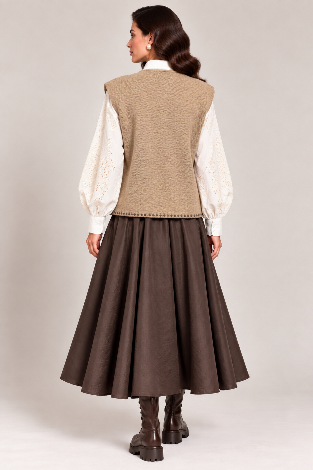 Load image into Gallery viewer, Ecru wool midi jacket with "Tree of Life" embroidery