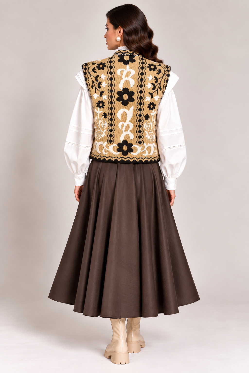 Load image into Gallery viewer, Ecru wool midi jacket with "Tree of Life" embroidery