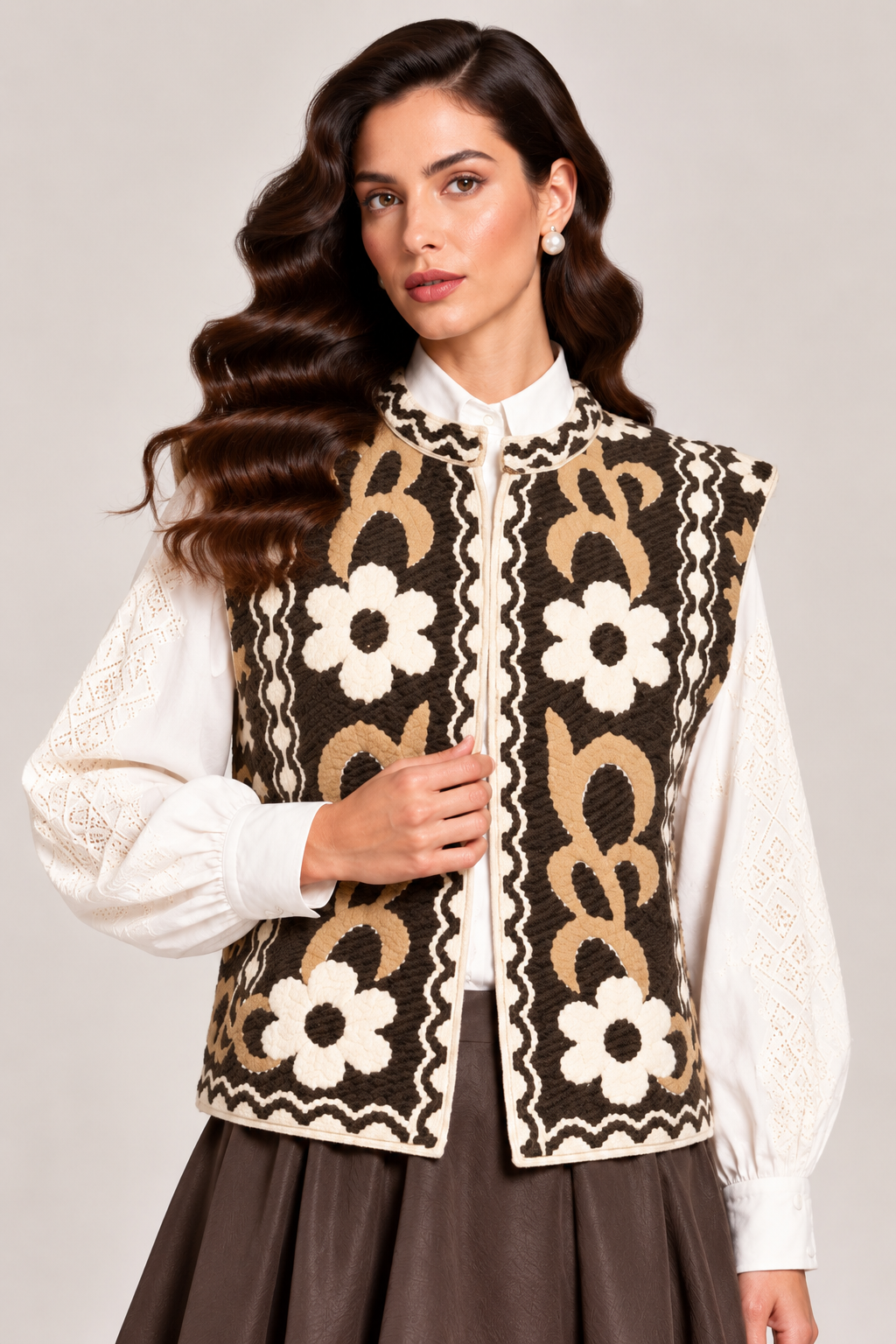 Load image into Gallery viewer, Ecru wool midi jacket with "Tree of Life" embroidery