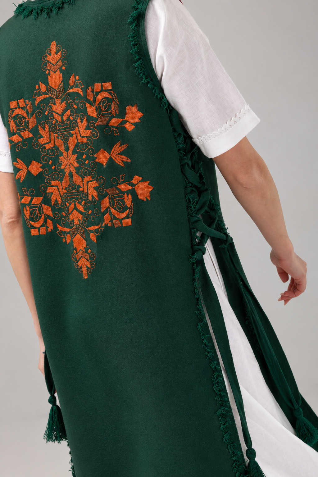 Load image into Gallery viewer, Ecru wool midi jacket with "Tree of Life" embroidery