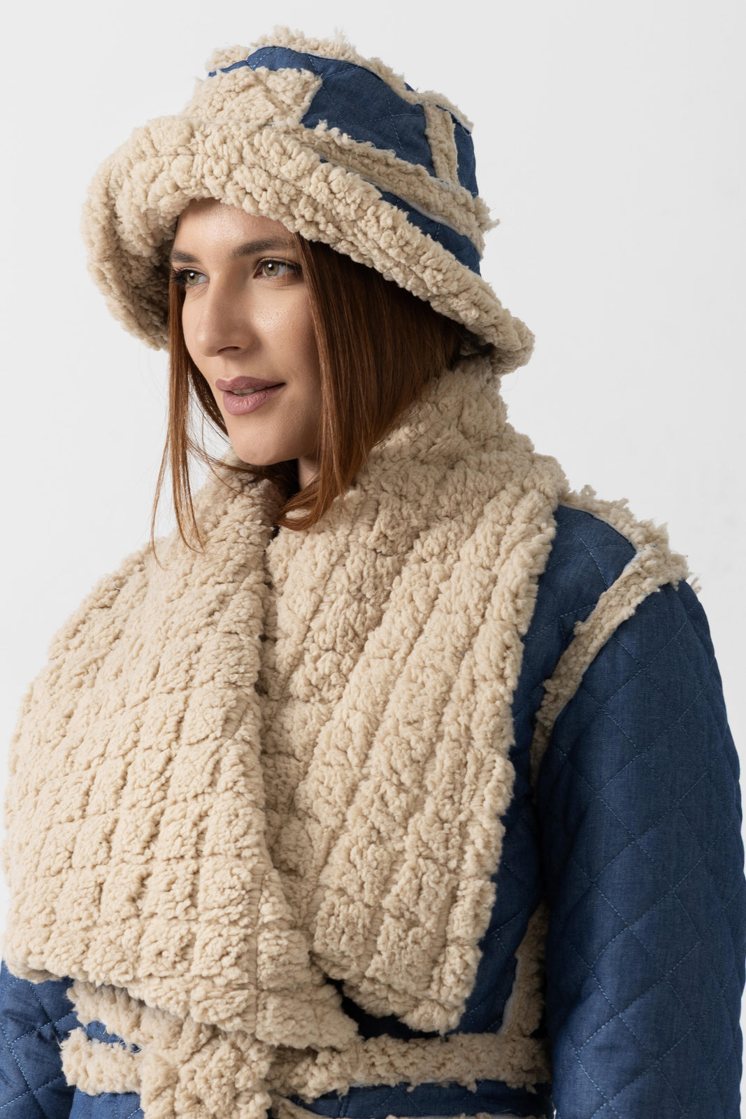 Load image into Gallery viewer, Short skirt woven in a warp