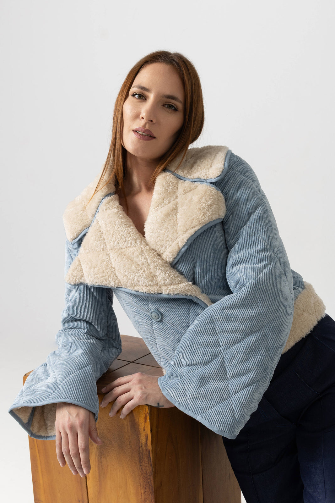 Load image into Gallery viewer, Short skirt woven in a warp