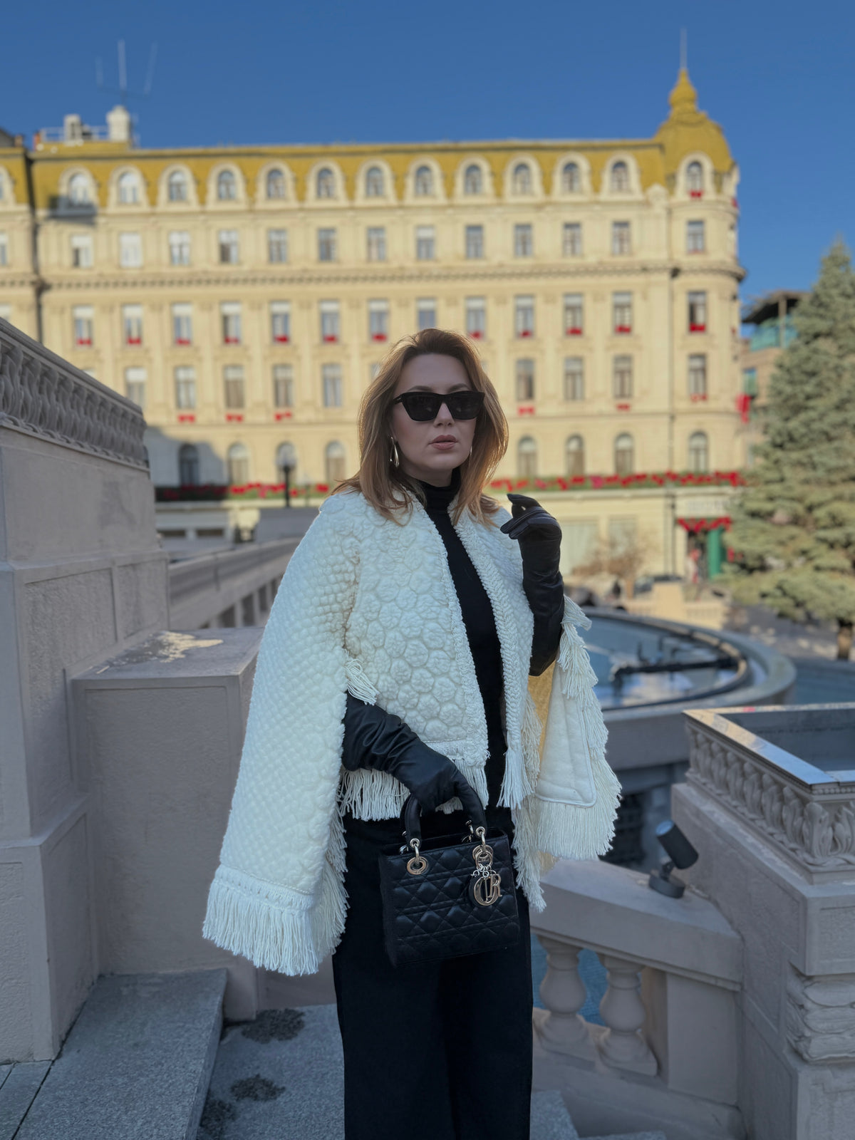 Incarca imaginea in galerie, Jachetă scurtă din lână