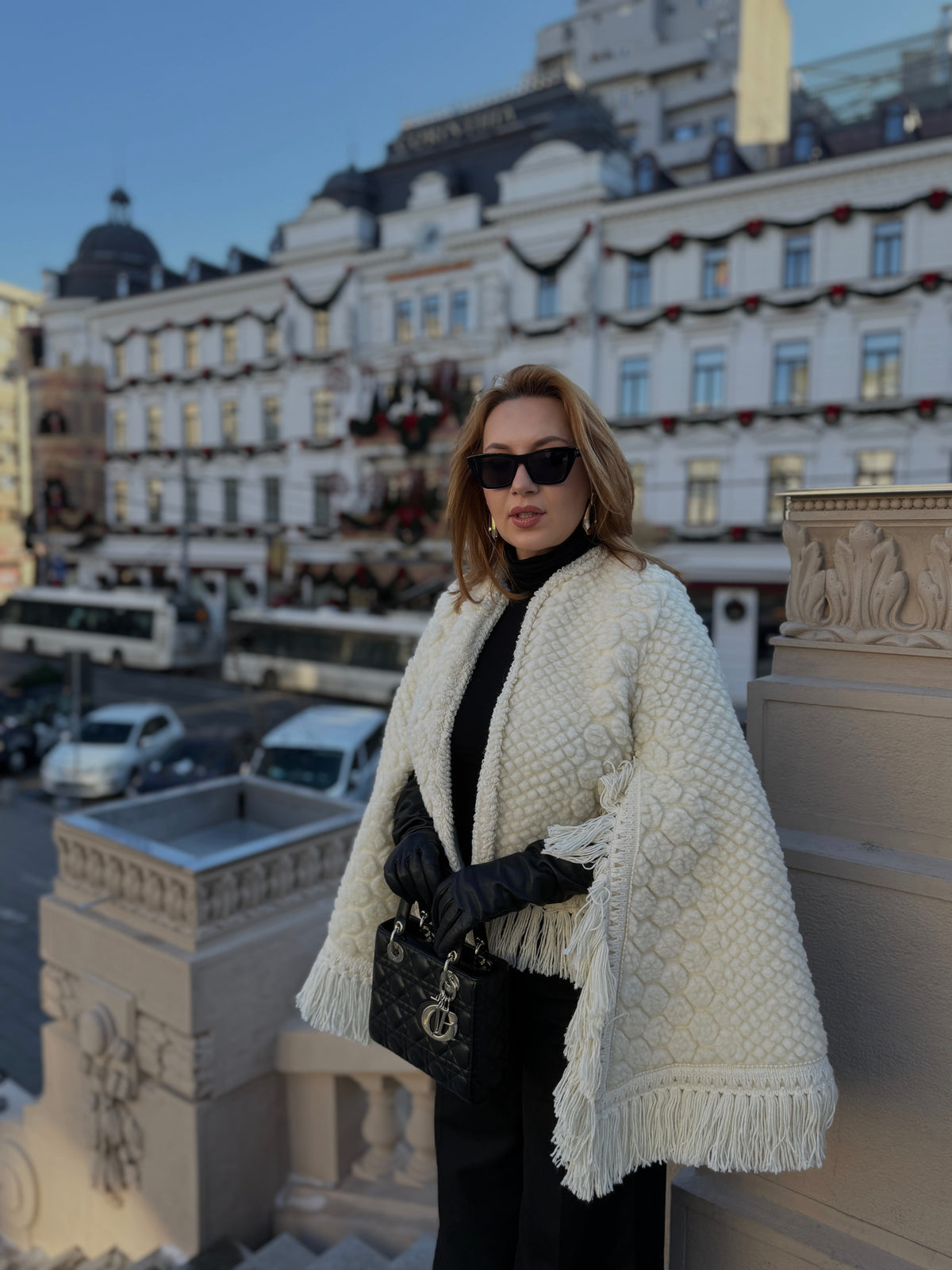 Incarca imaginea in galerie, Jachetă scurtă din lână