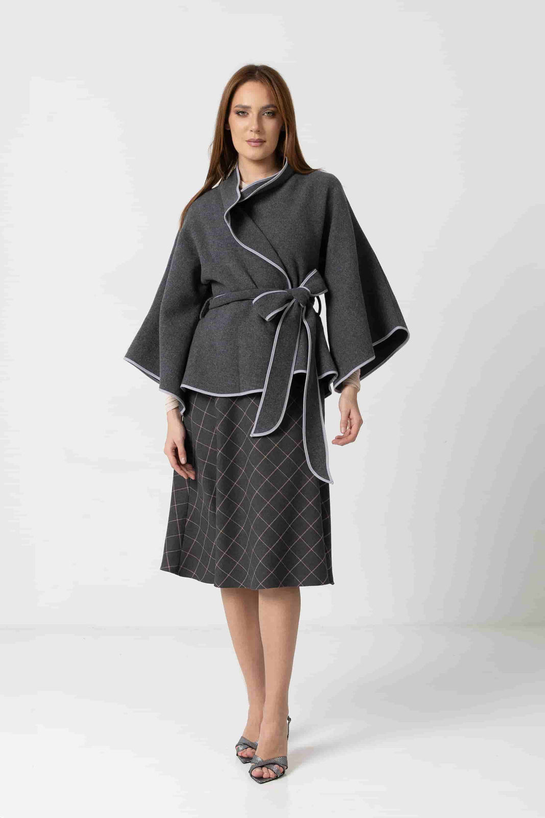 Load image into Gallery viewer, Short woolen jacket