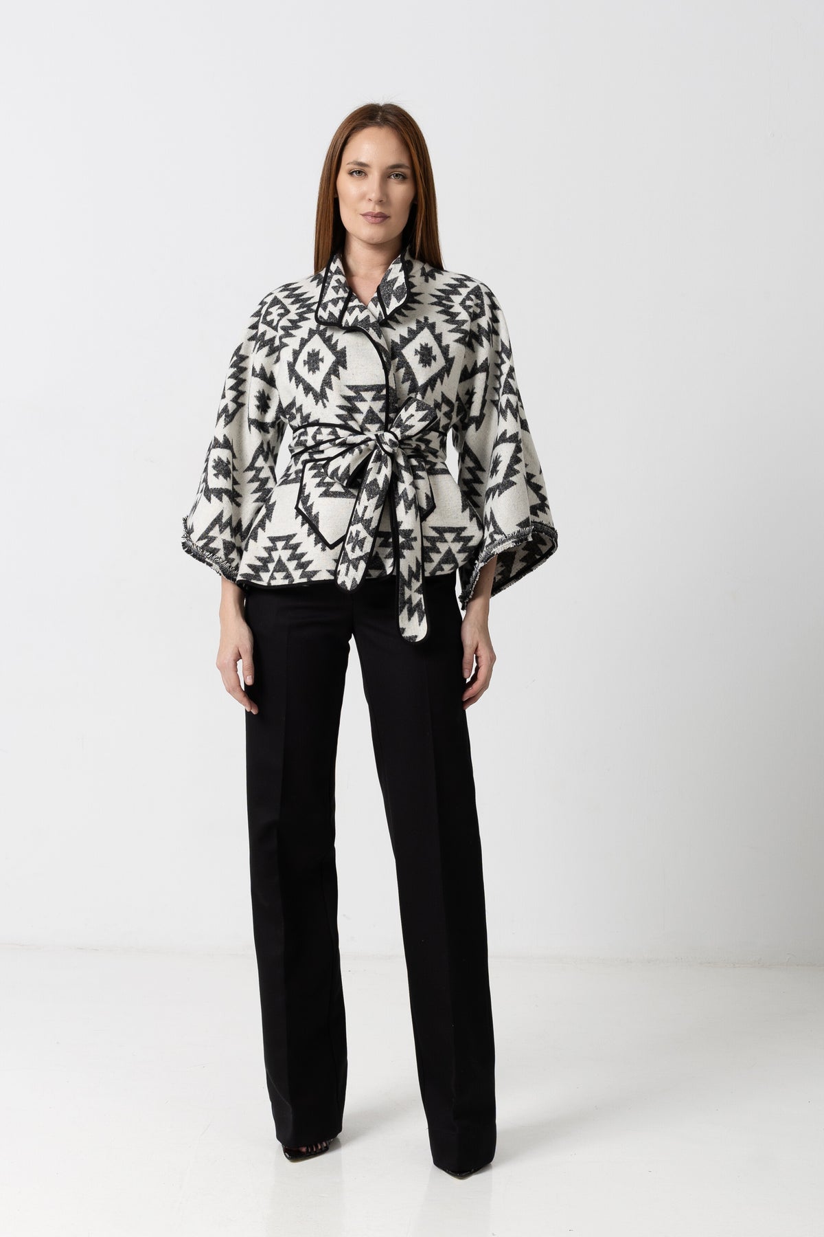 Short woolen jacket